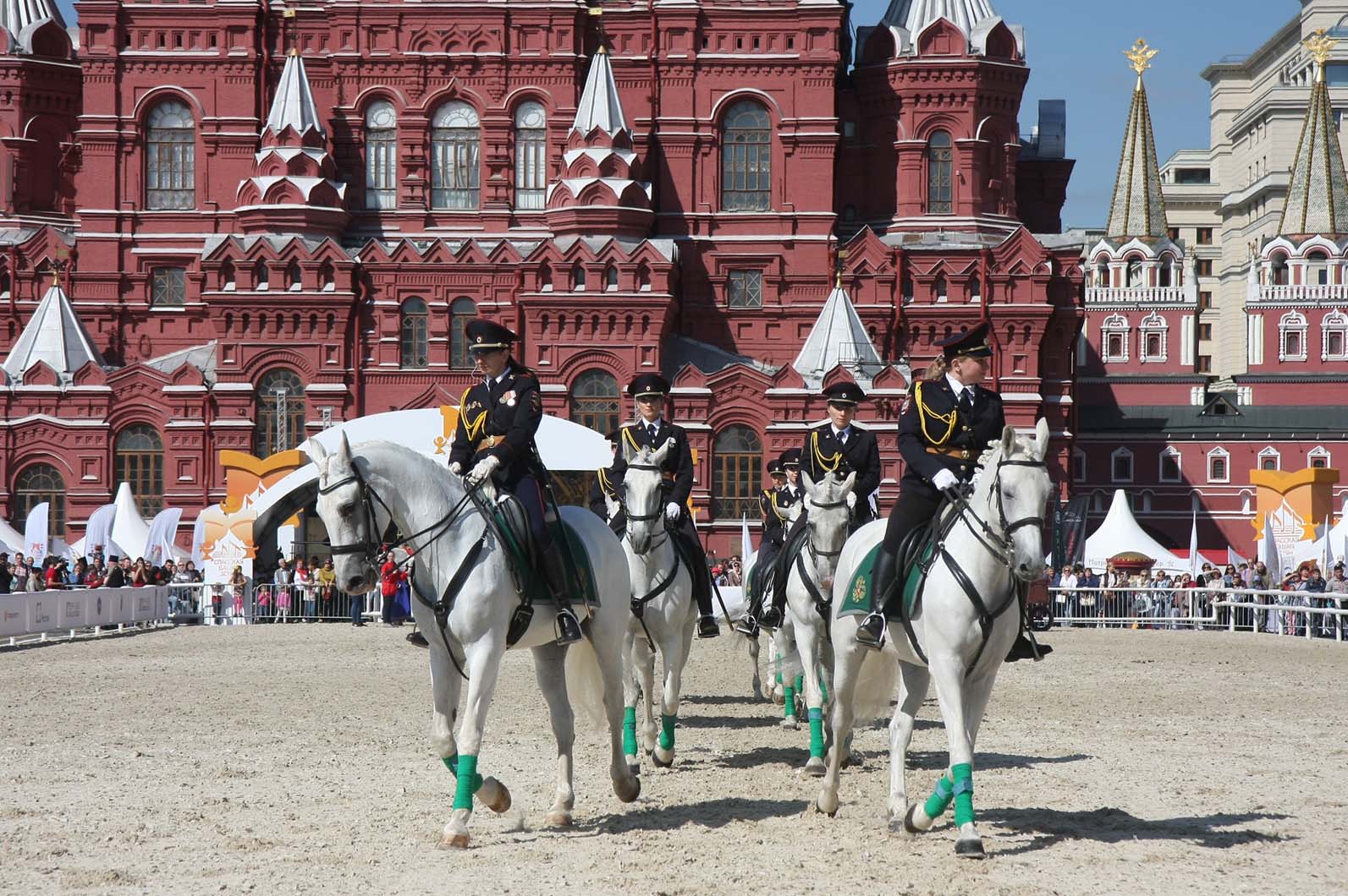 кони москвы